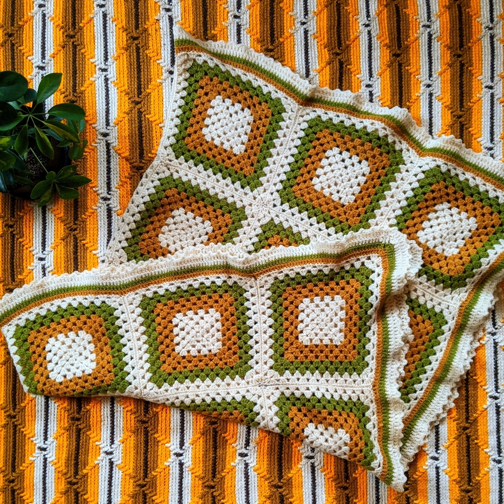 Vintage 60's Granny Square Afghan